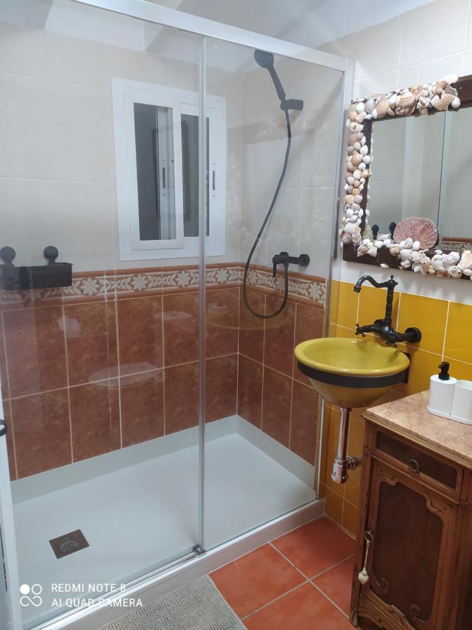 House Maruja With Wifi & Jacuzzi Hébergement de vacances